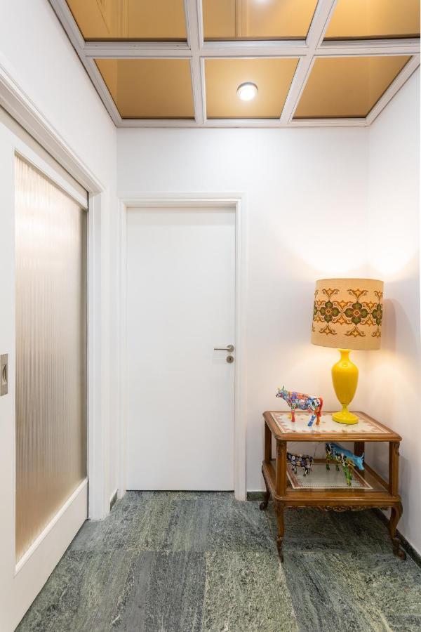 A Short Walk To Syntagma And Plaka By Athenian Homes Exterior photo