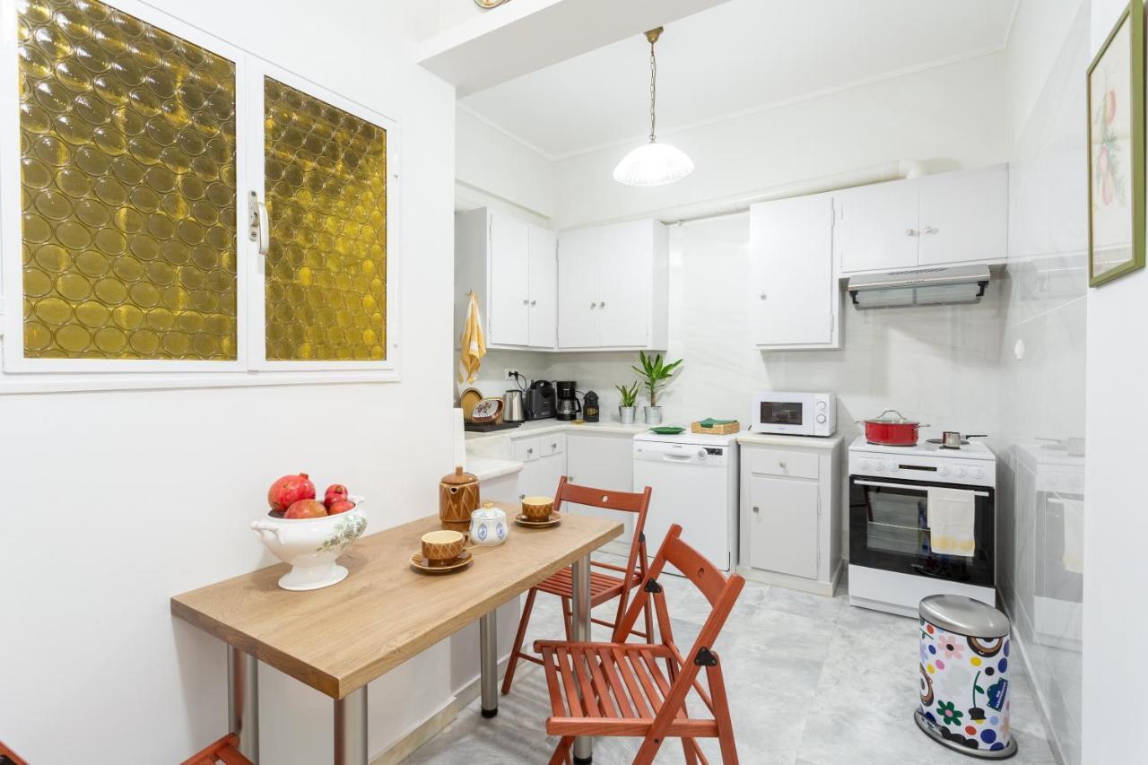A Short Walk To Syntagma And Plaka By Athenian Homes Exterior photo
