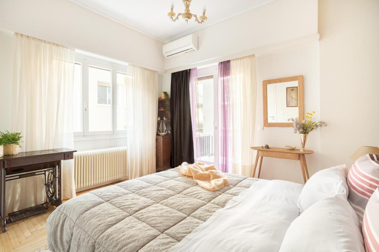 A Short Walk To Syntagma And Plaka By Athenian Homes Exterior photo